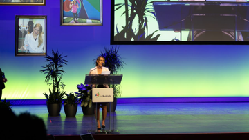 Andia Receives John B. Ross Jr. Leadership Award